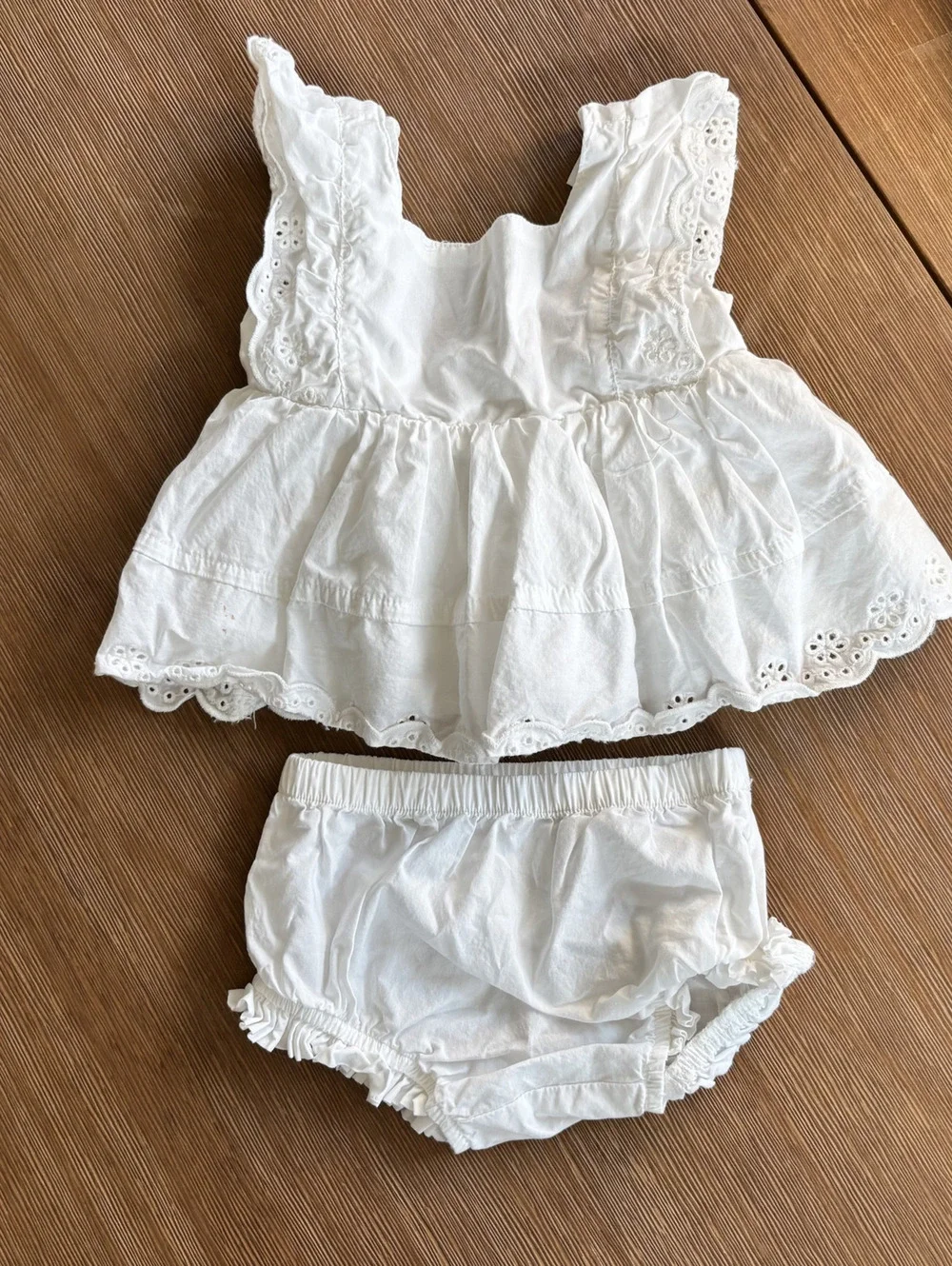 BabyGap White Set - 3-6M